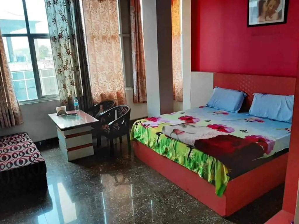Солан: Hotel Pratiksha