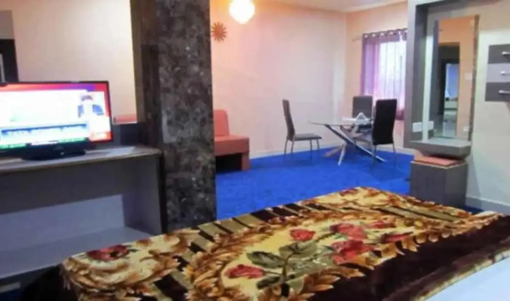 Бансвара: Hotel Rara Avis