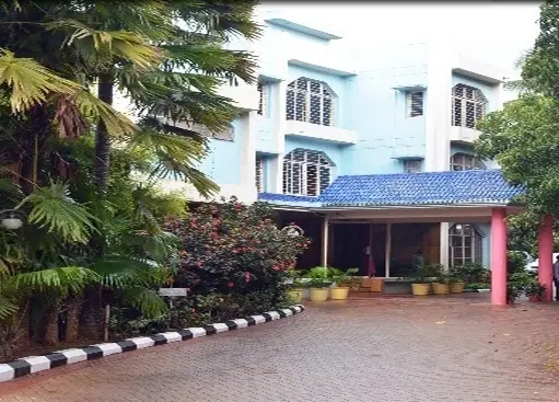 Hotel Mandhar Regency — фото 1