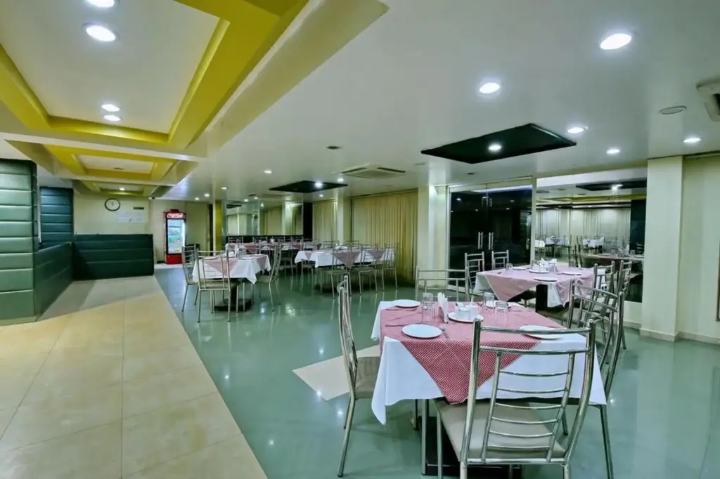 Hotel Ratnadeep — фото 1