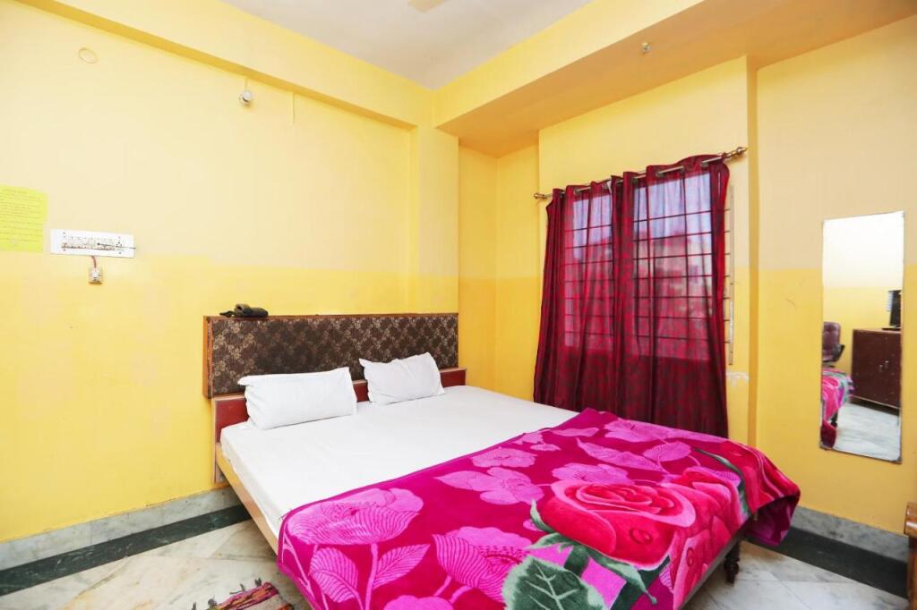 Деогхар: Hotel Savitri