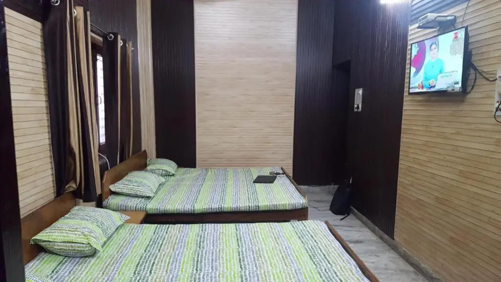 Дехрадун: Gokul guest house