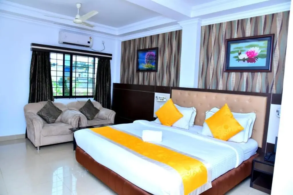 Шиккамагалуру: The Grand Krishna Luxury Hotel