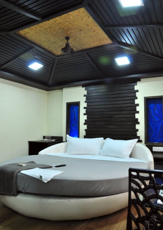 Нагоре: Hotel Anandhiram Heritage