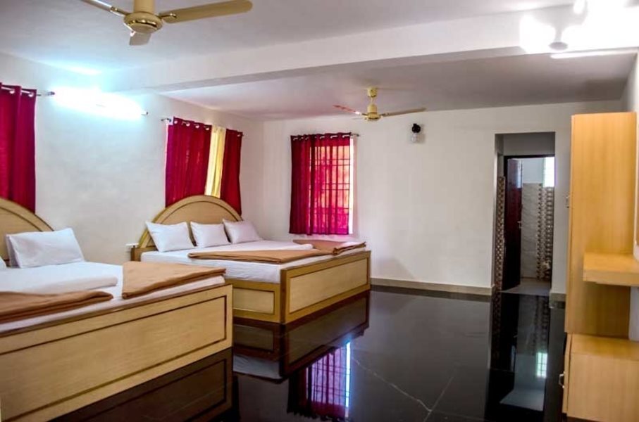 Ути: The Running Stream Resort