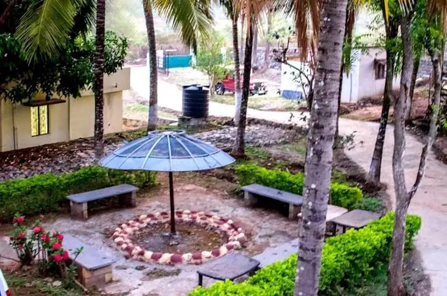 Ути: The Running Stream Resort