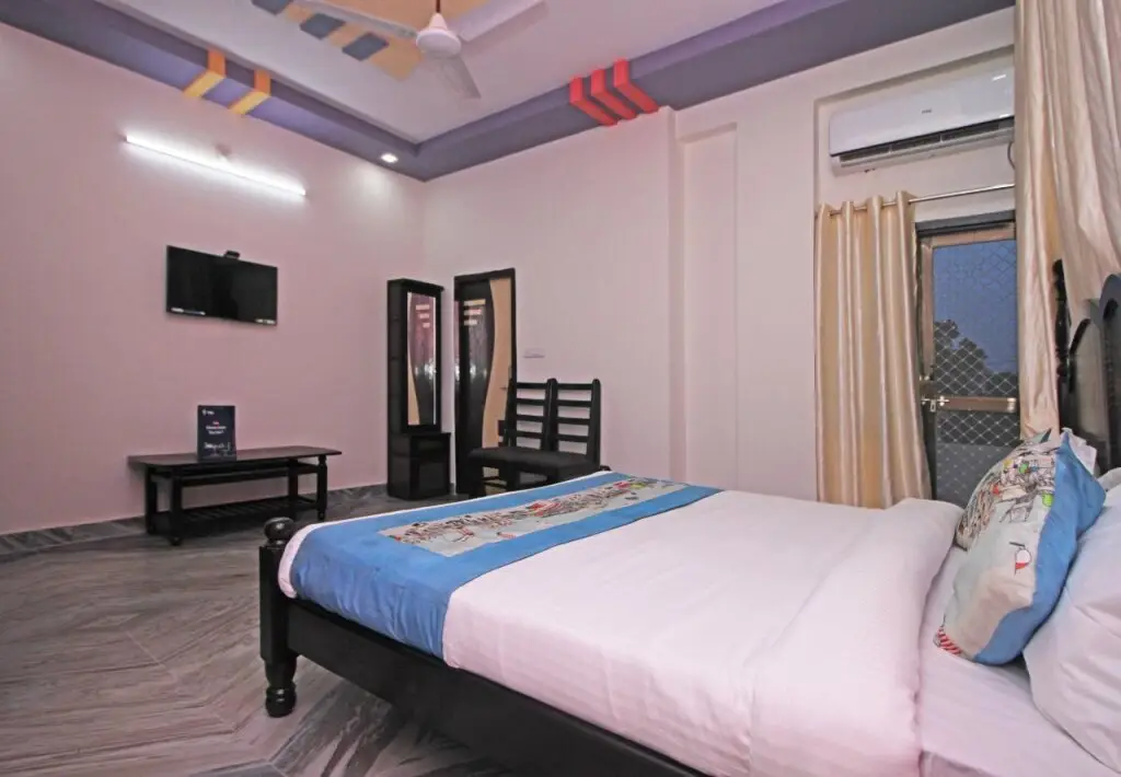 Удаипур: Hotel AGC By OYO Rooms