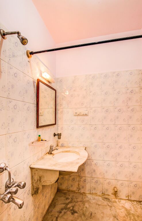 Бангалор: Maple Green Deluxe By FabHotels