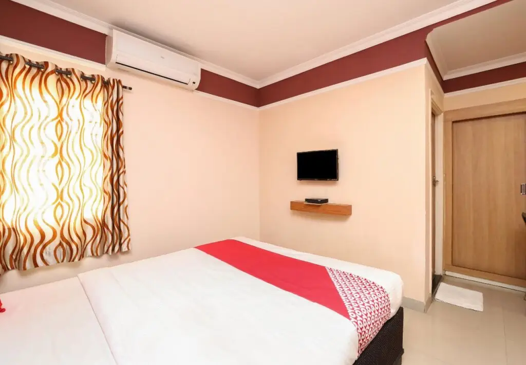 R R International By OYO Rooms — фото 1