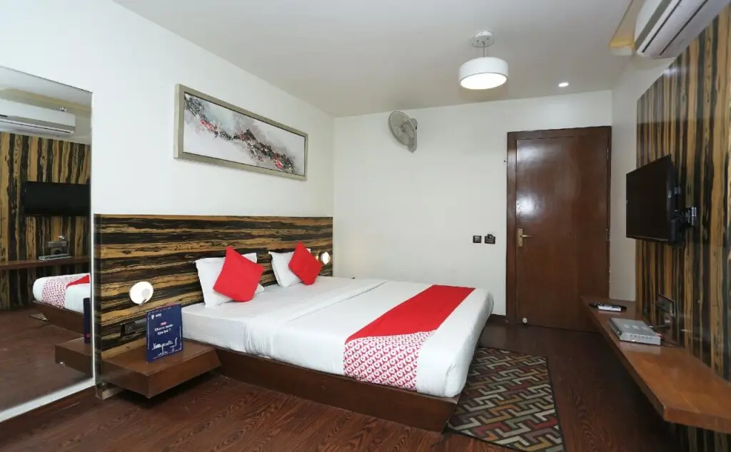 Бхопал: Hotel Sandal Wood