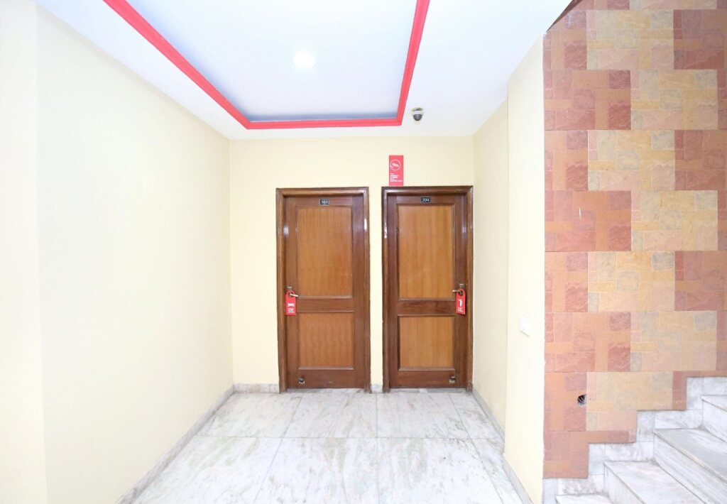 Мохали: Hotel Kings Residency by OYO Rooms