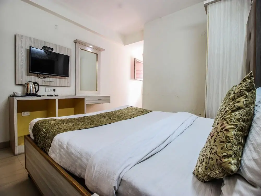 Нью-Дели: Star Palace Hotel By OYO Rooms