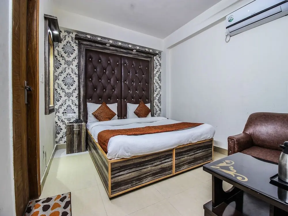 Нью-Дели: Star Palace Hotel By OYO Rooms