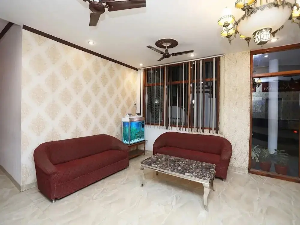 Сарнатх: Lotus International Inn