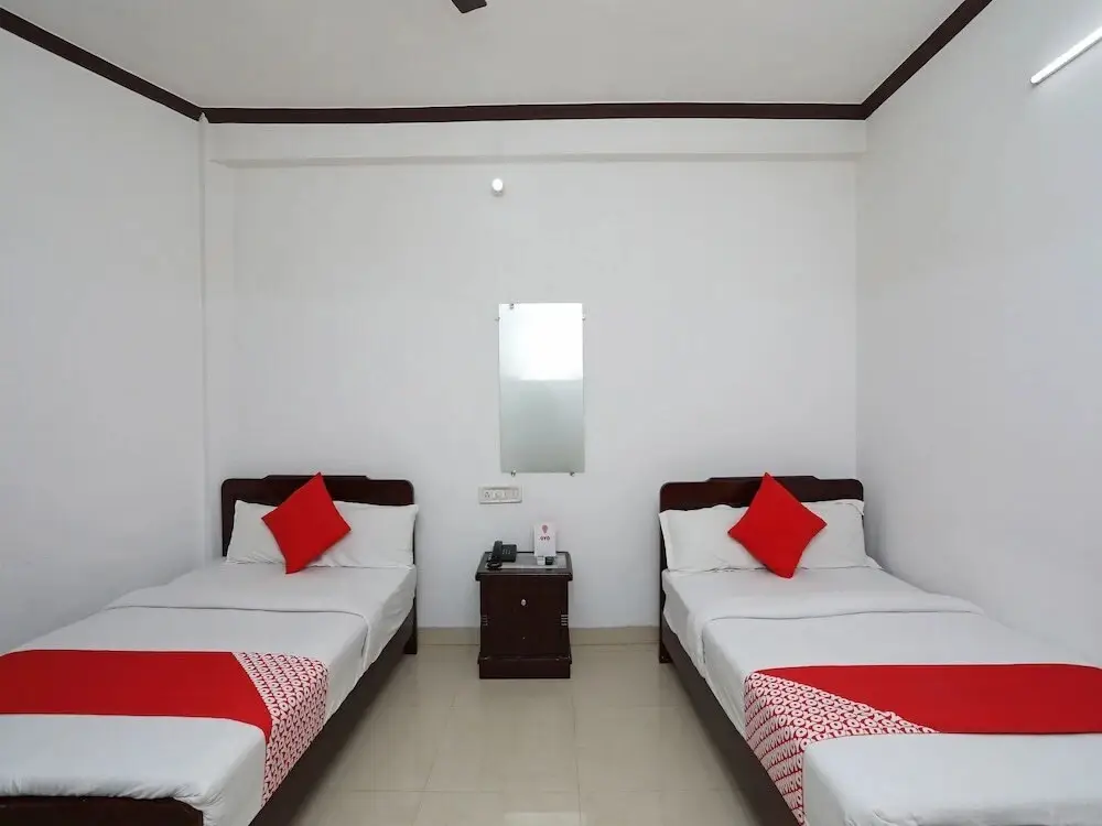 Сарнатх: Lotus International Inn