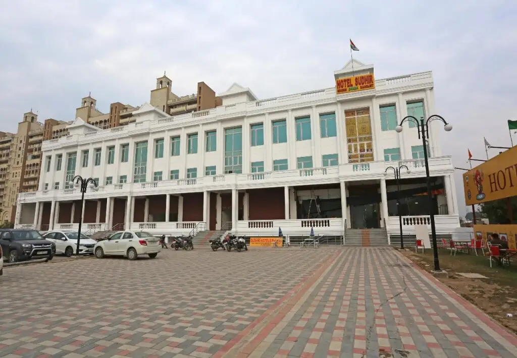 Hotel Sudhir by OYO Rooms — фото 1