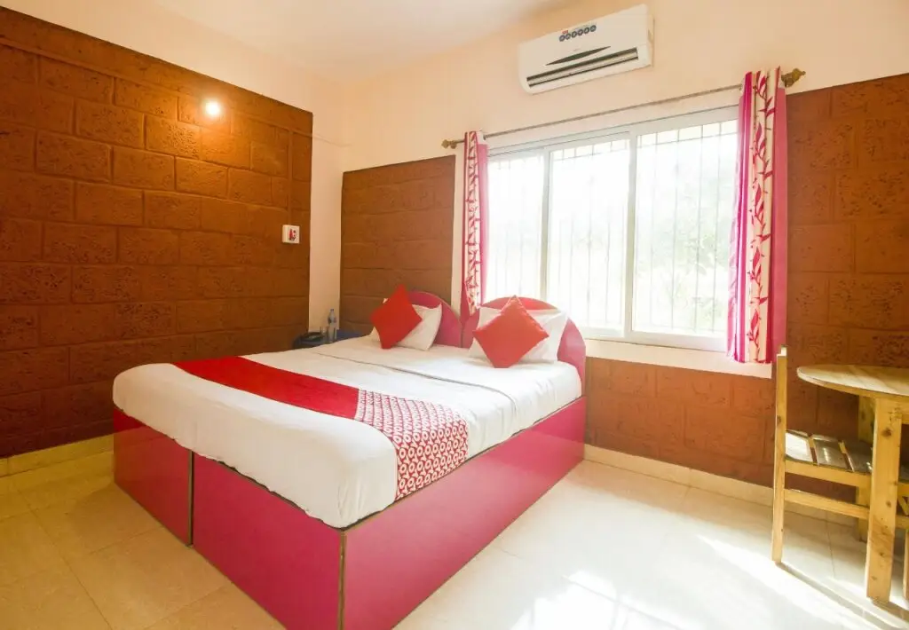 Киим: Raghusheela Cottage
