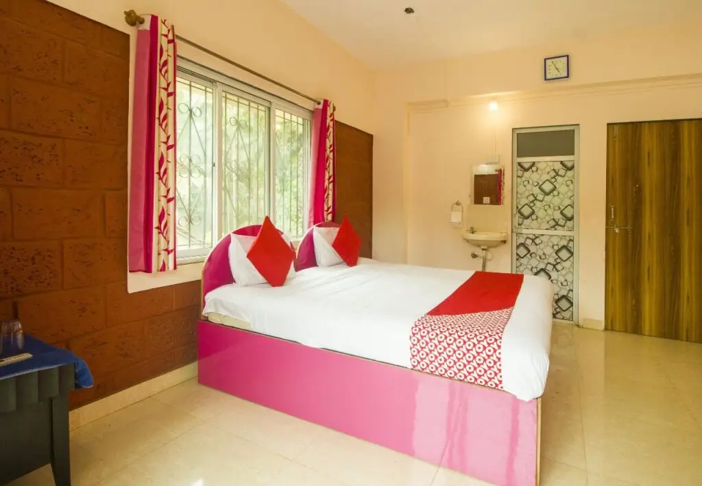 Киим: Raghusheela Cottage