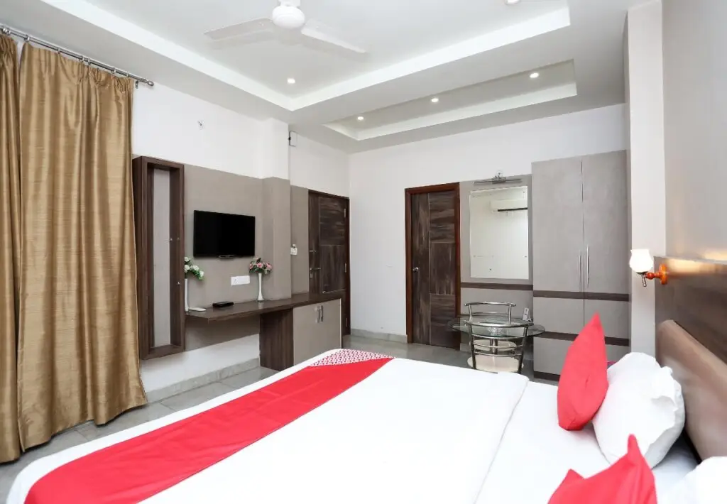 Лакхнау: Hotel RP Grand Titanium by OYO Rooms