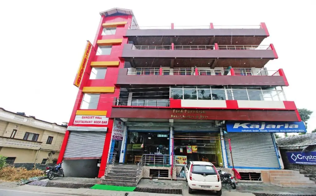 Hotel Red Carpet by OYO Rooms — фото 1