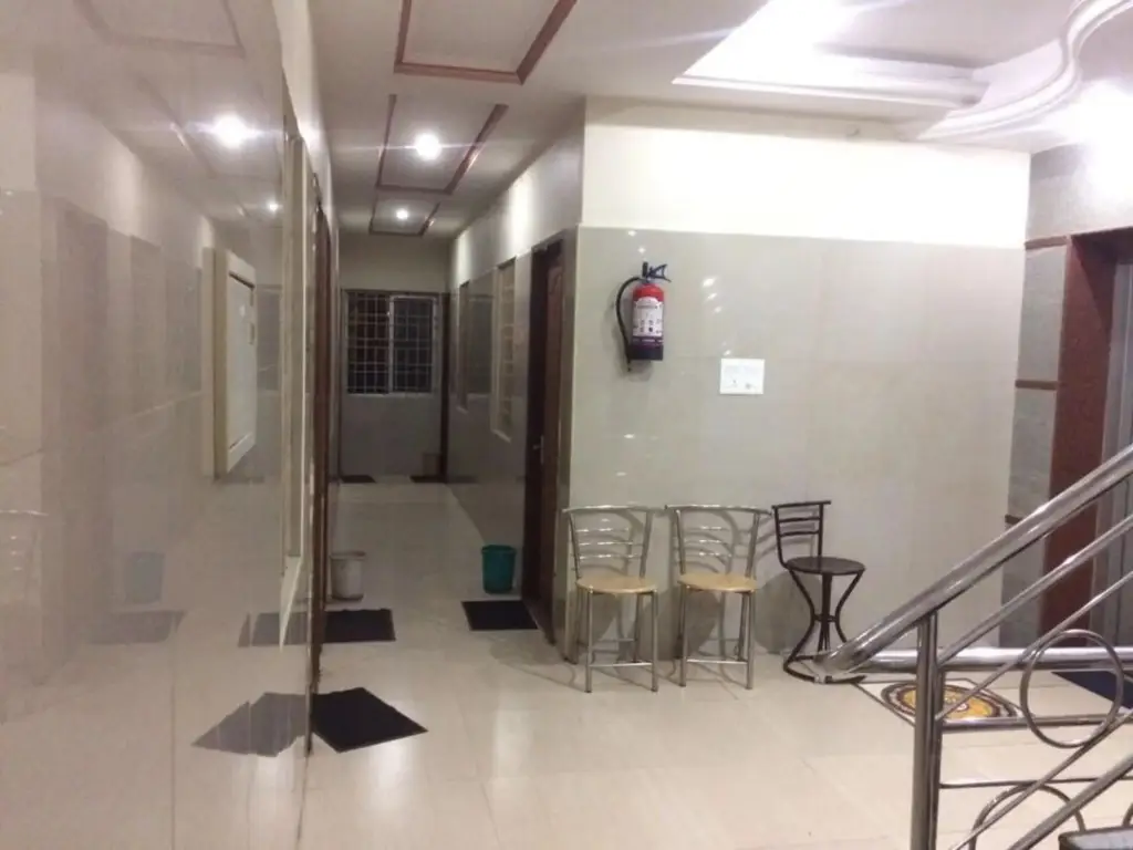 Веллор: Chella Krishna Residency