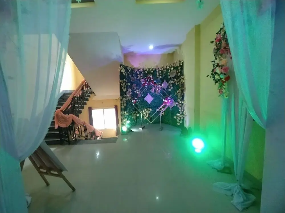 Джорхат: Hotel New Park
