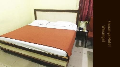 Варангал: Sharanya Hotel