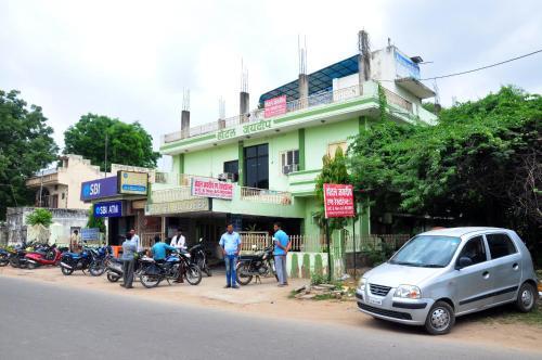 Hotel Jaydeep — фото 1