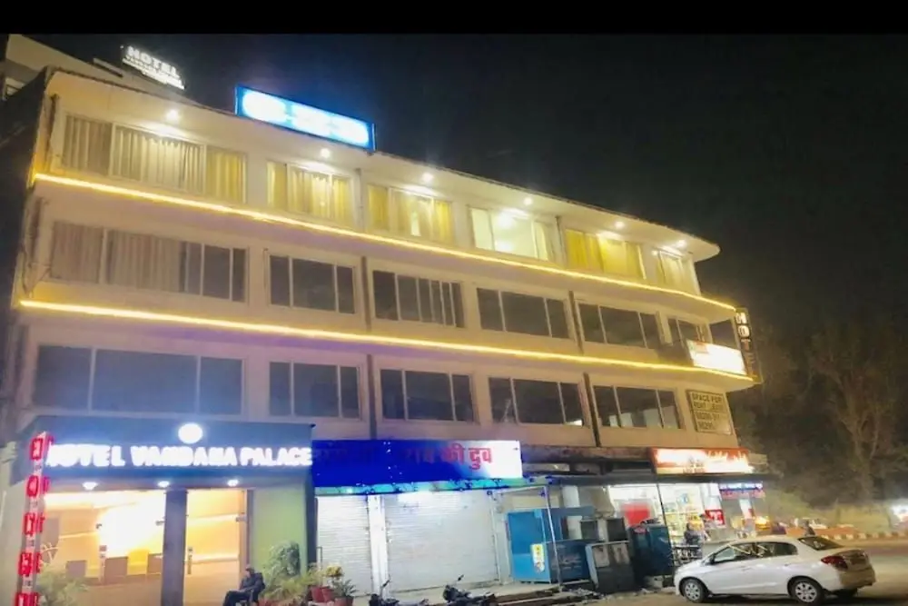 Hotel Vandana Palace — фото 1
