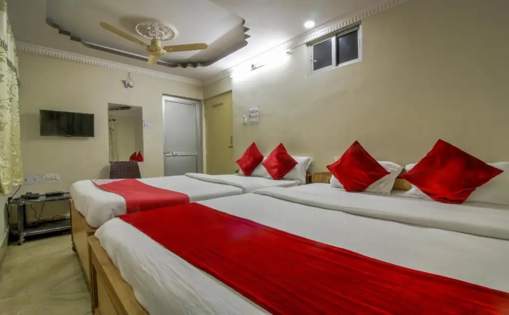 Джамшедпур: Hotel Ashirwad By OYO Rooms