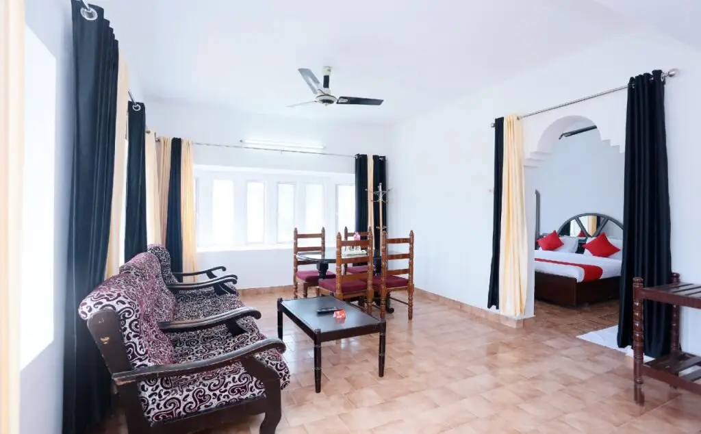 Hotel Rv Tower By OYO Rooms — фото 1
