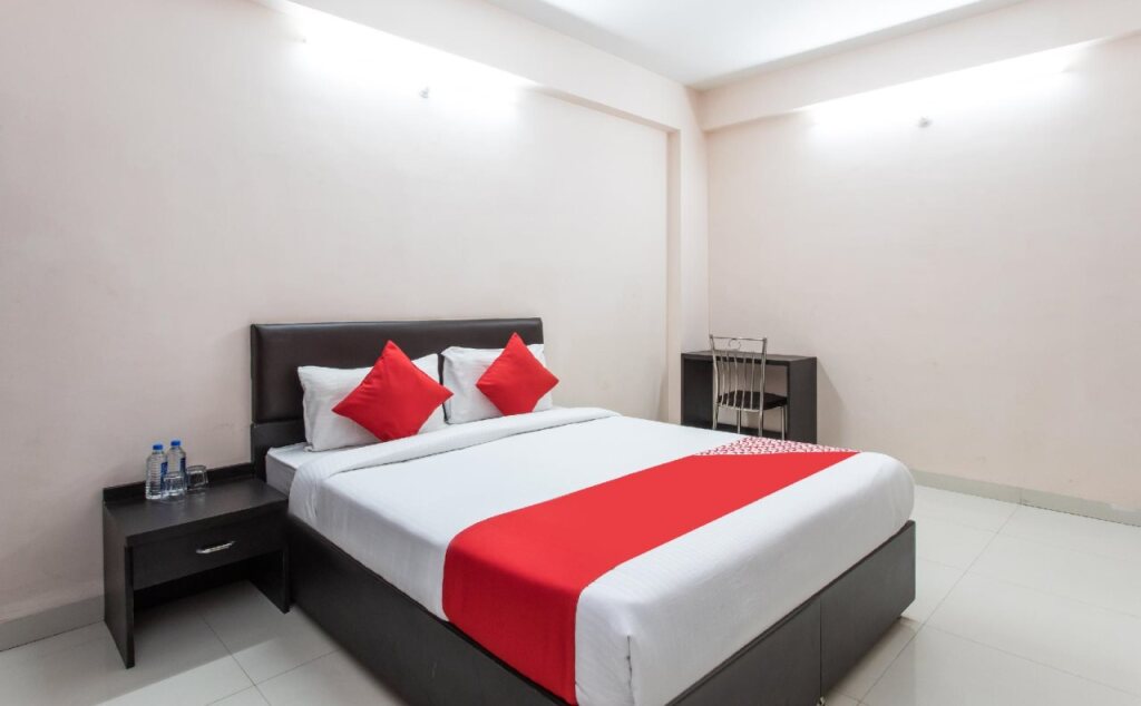 Индаур: Hotel Grand Valley By OYO Rooms