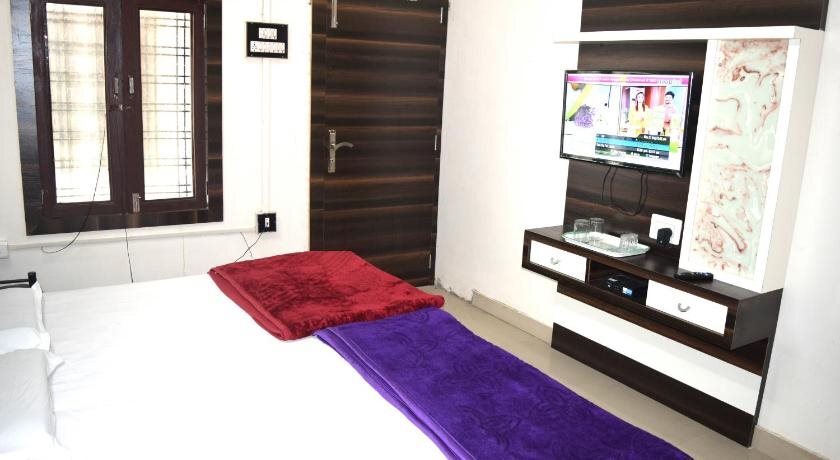 Кота: Hotel Gokul