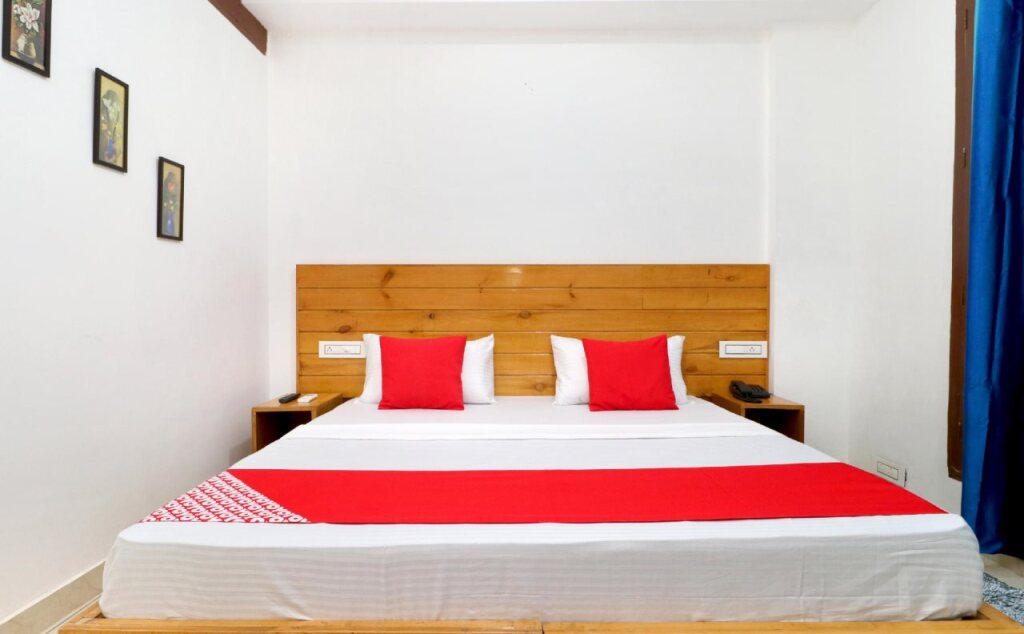 Мохали: Hotel R K Grand By OYO Rooms