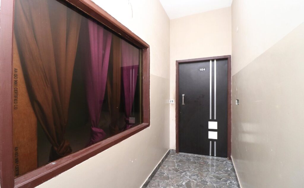 Мохали: Hotel Piyush by Oyo Rooms