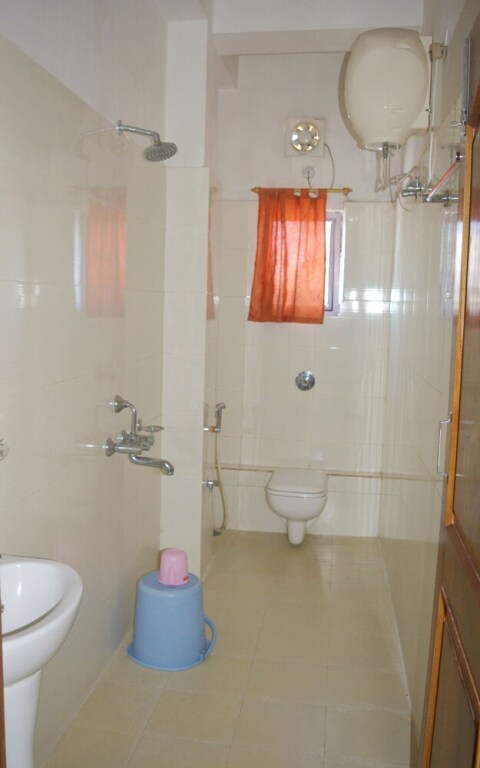 Бокахат: Hotel Kaziranga Continental