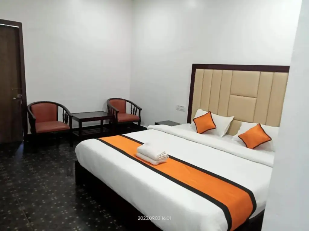 Кохора: Dhanshree Resort
