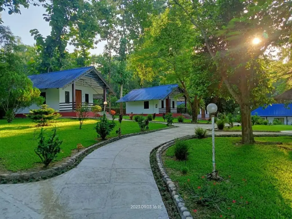 Кохора: Dhanshree Resort