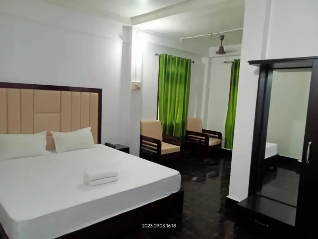 Кохора: Dhanshree Resort