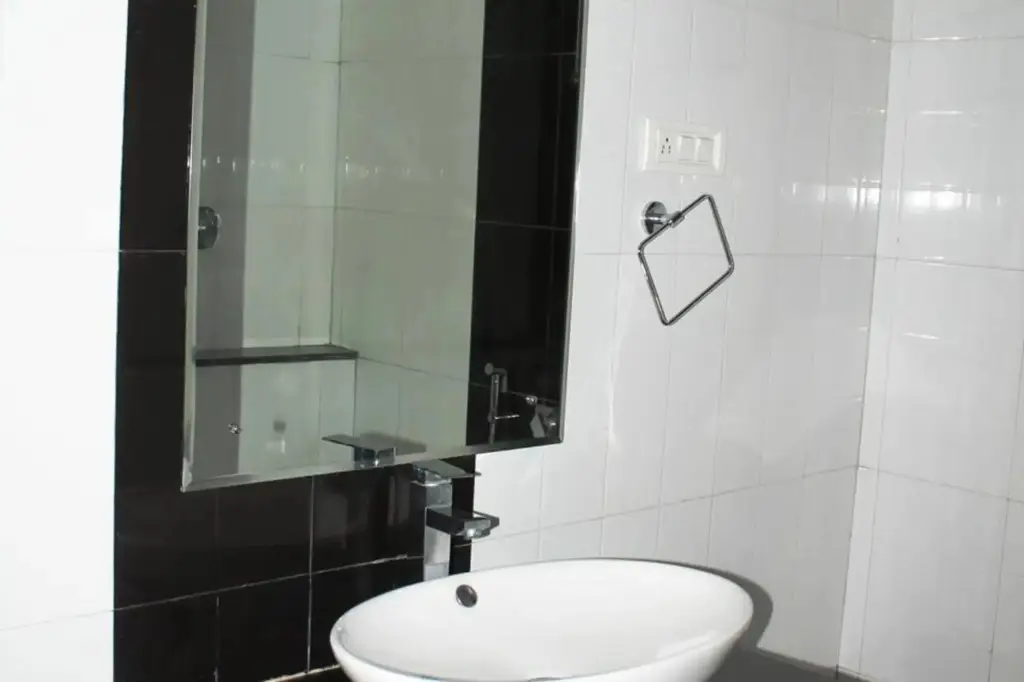 Шринагар: Grand Rayan Hotel