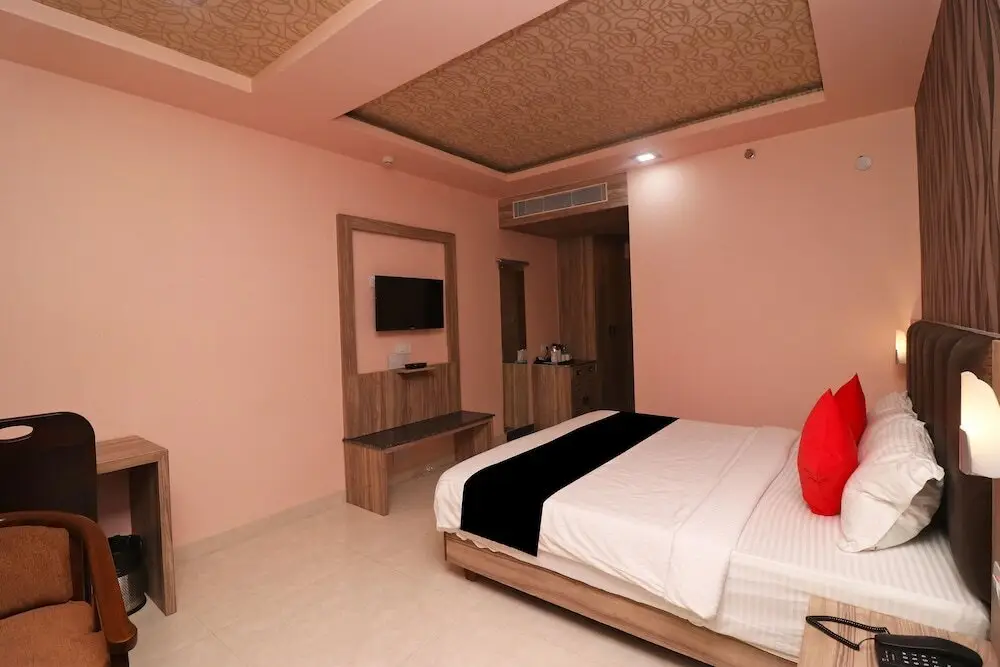 Пури: Hotel Vip Square by OYO Rooms