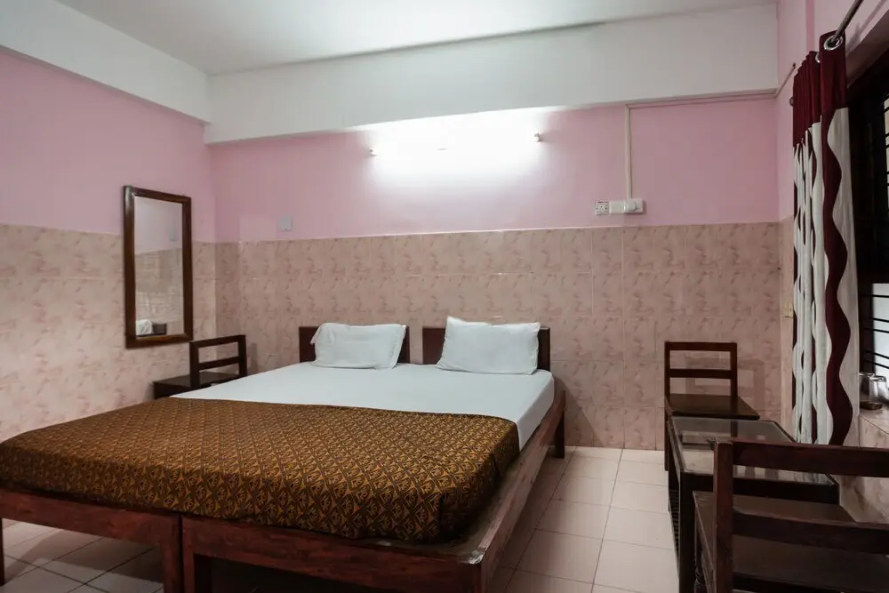 Гуруваюр: Sangamam Tourist Home by OYO Rooms