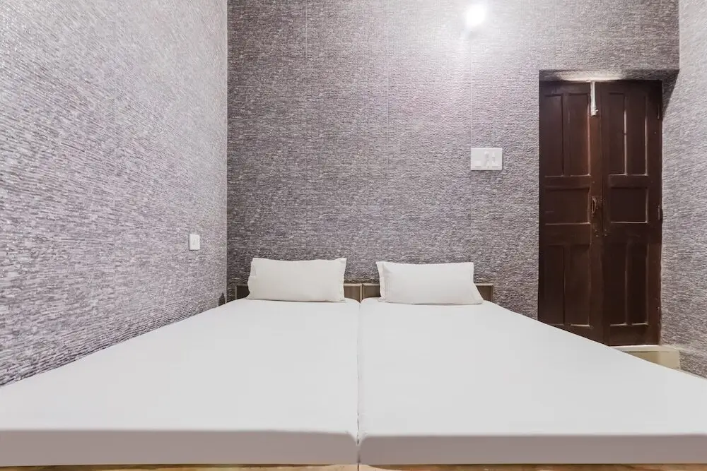 Варанаси: Hotel Venkatesh by OYO Rooms