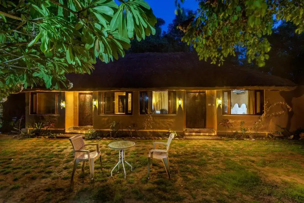 Наинитал: Lohagarh Corbett Resort