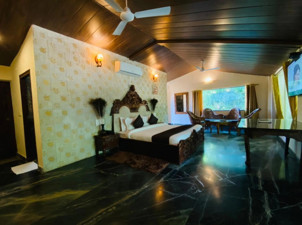 Наинитал: Lohagarh Corbett Resort