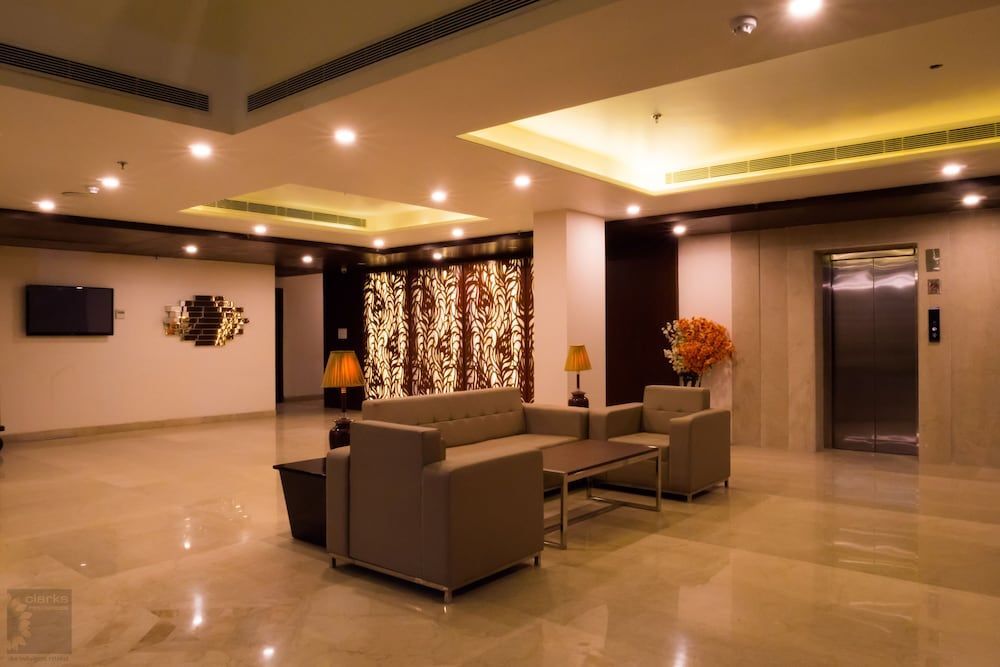 Матхура: Hotel Goldstone Elite Vrindavan