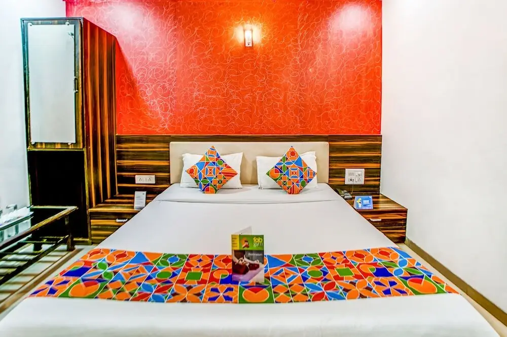Мумбаи: Hotel Adore Palace by Fabhotels