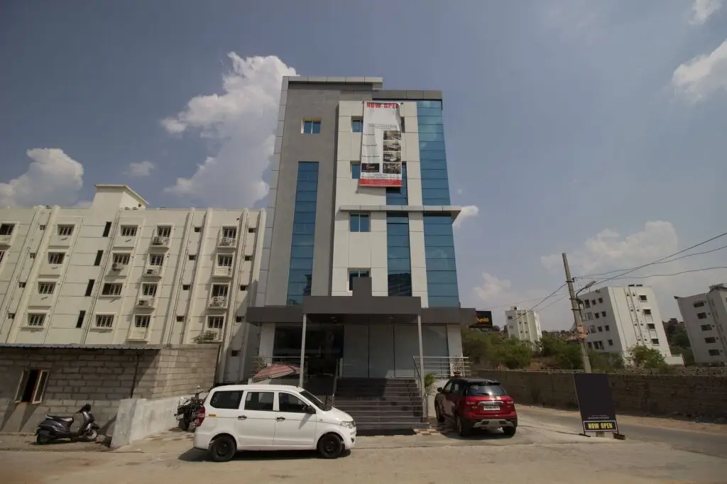 Hotel Golden Leaves By OYO Rooms — фото 1