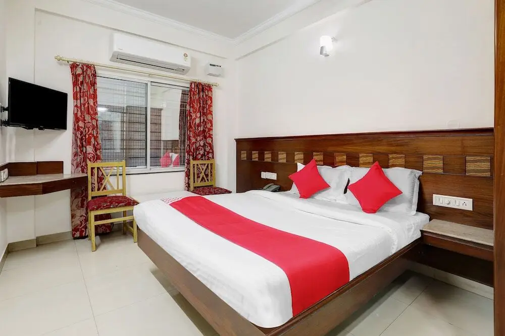 Бангалор: Snt Comforts Lodge by OYO Rooms