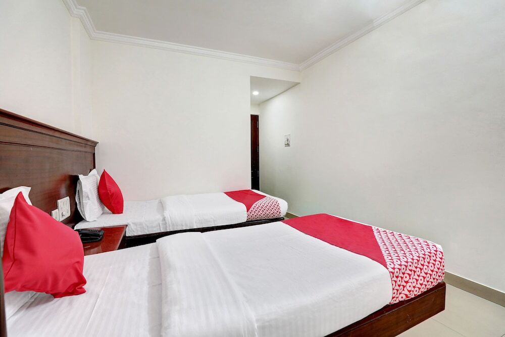 Бангалор: Snt Comforts Lodge by OYO Rooms